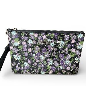 Coach Small Posey Cluster Print Wristlet